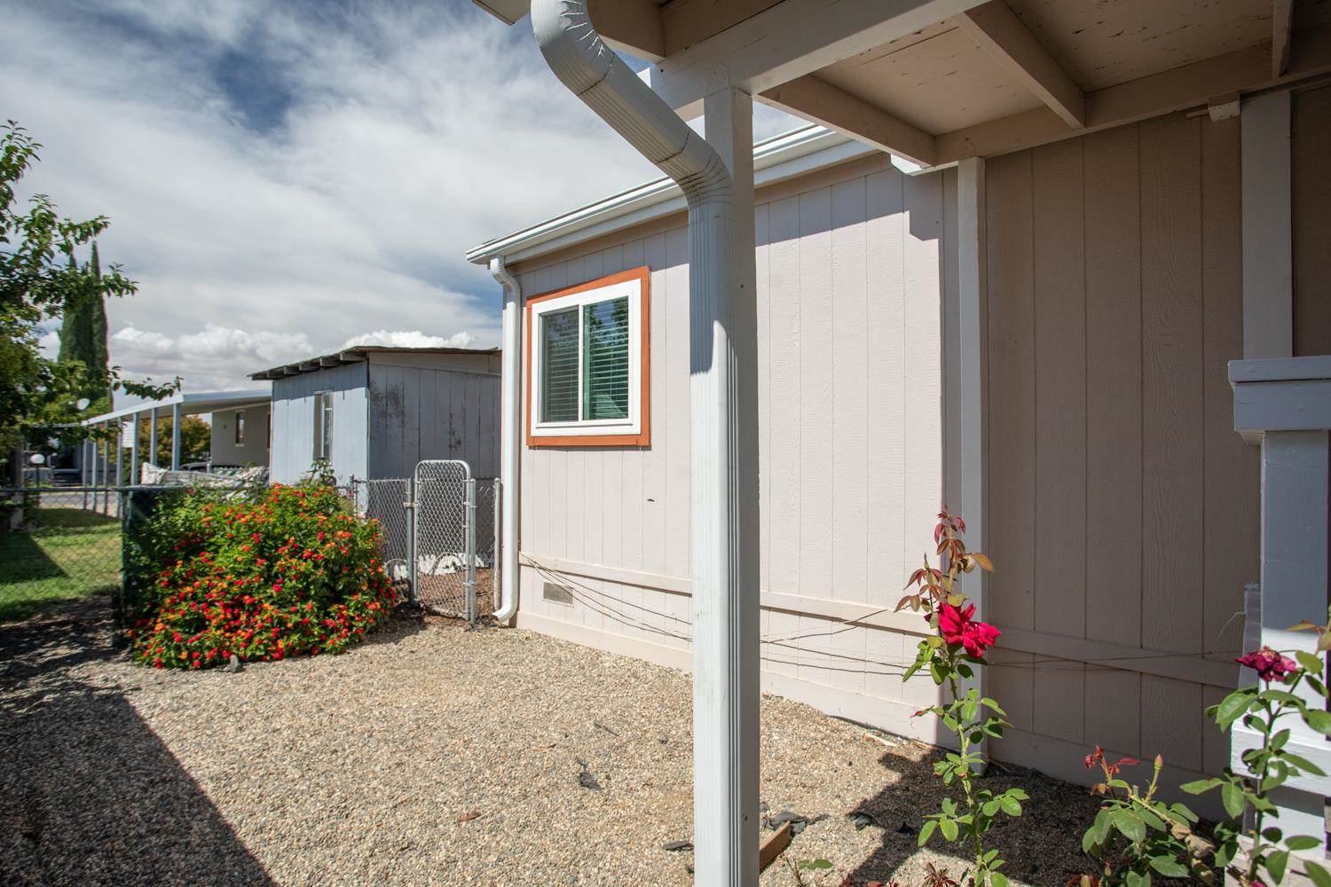 3120 Live Oak Boulevard, Yuba City, CA 95991