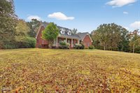 605 Shady Acres Lane, Lexington, TN 38351