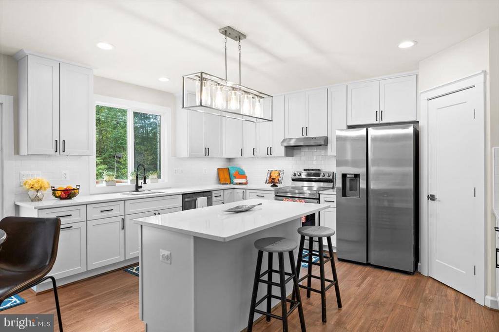 537 Monticello Circle, Locust Grove, VA 22508