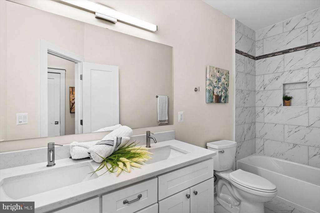 537 Monticello Circle, Locust Grove, VA 22508