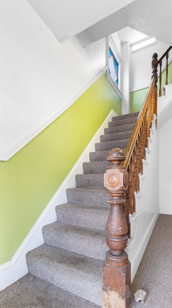 25 Winter Street, Bangor, ME 04401