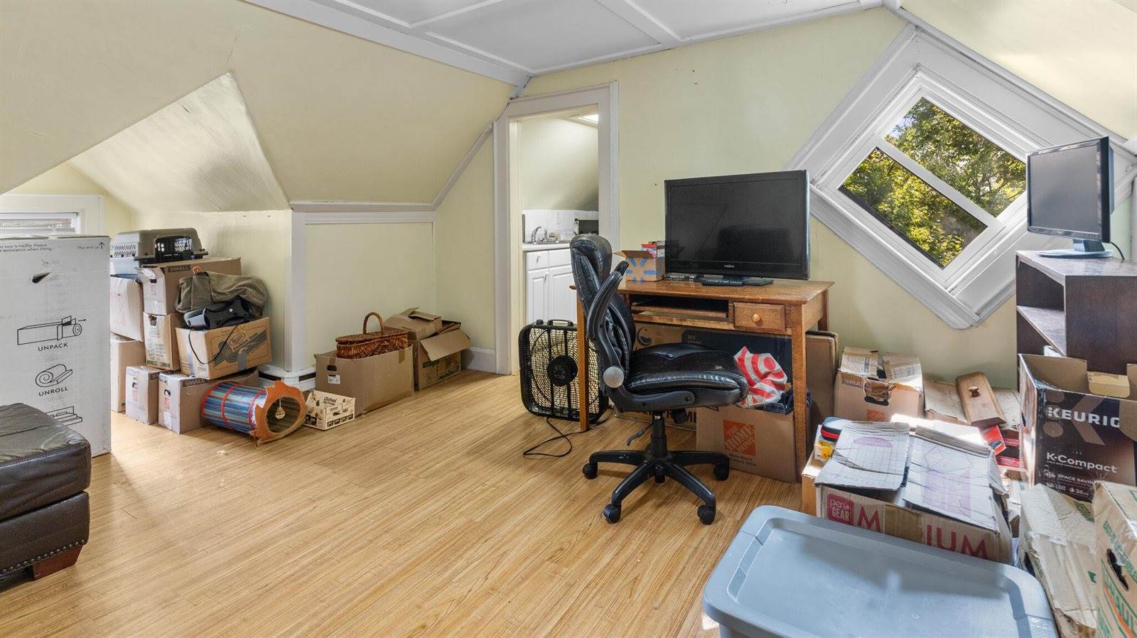 25 Winter Street, Bangor, ME 04401