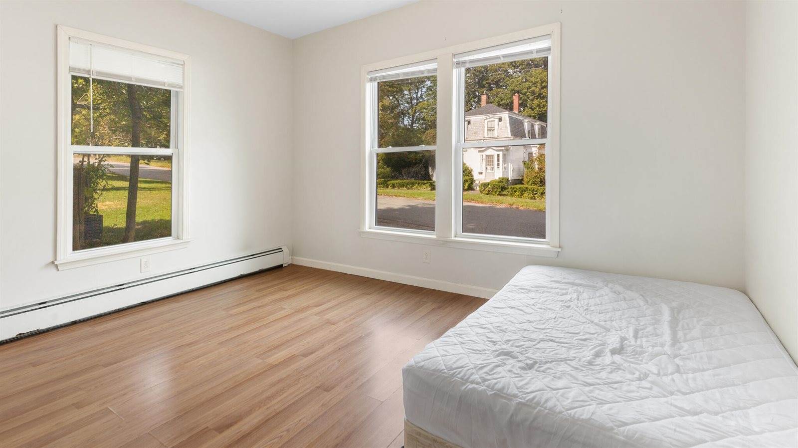 25 Winter Street, Bangor, ME 04401