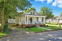 208 South 12th Avenue, Hopewell County, VA 23860