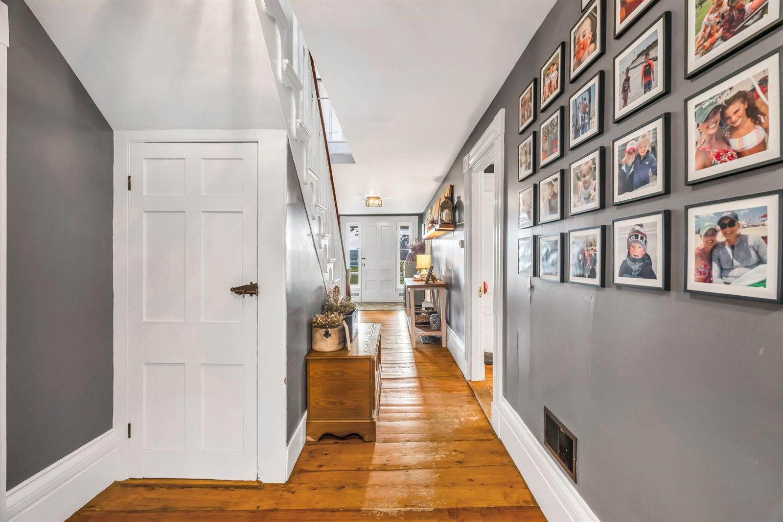 156 Old Bangor Road, Newport, ME 04953