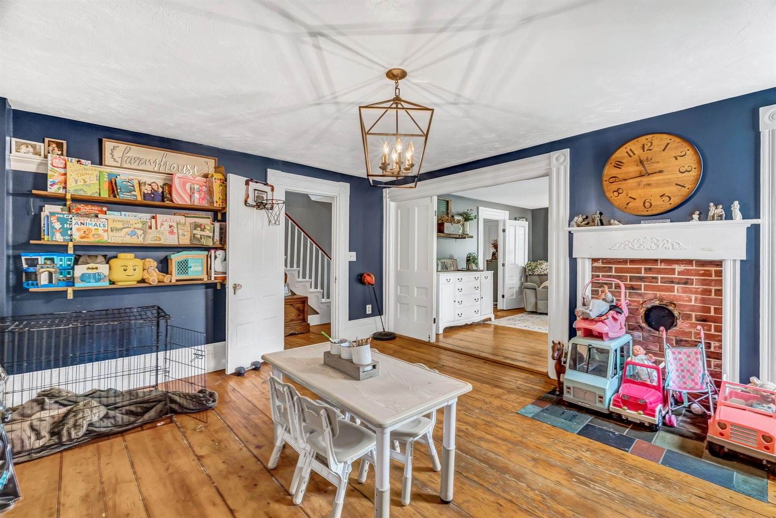 156 Old Bangor Road, Newport, ME 04953