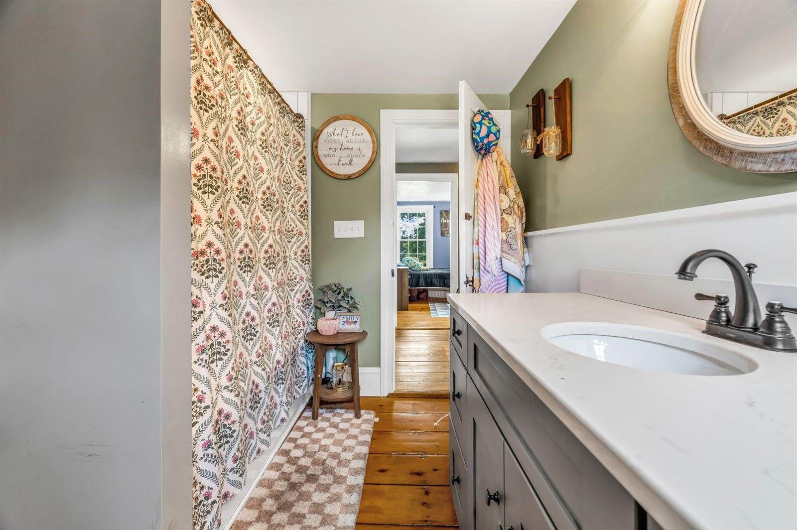 156 Old Bangor Road, Newport, ME 04953