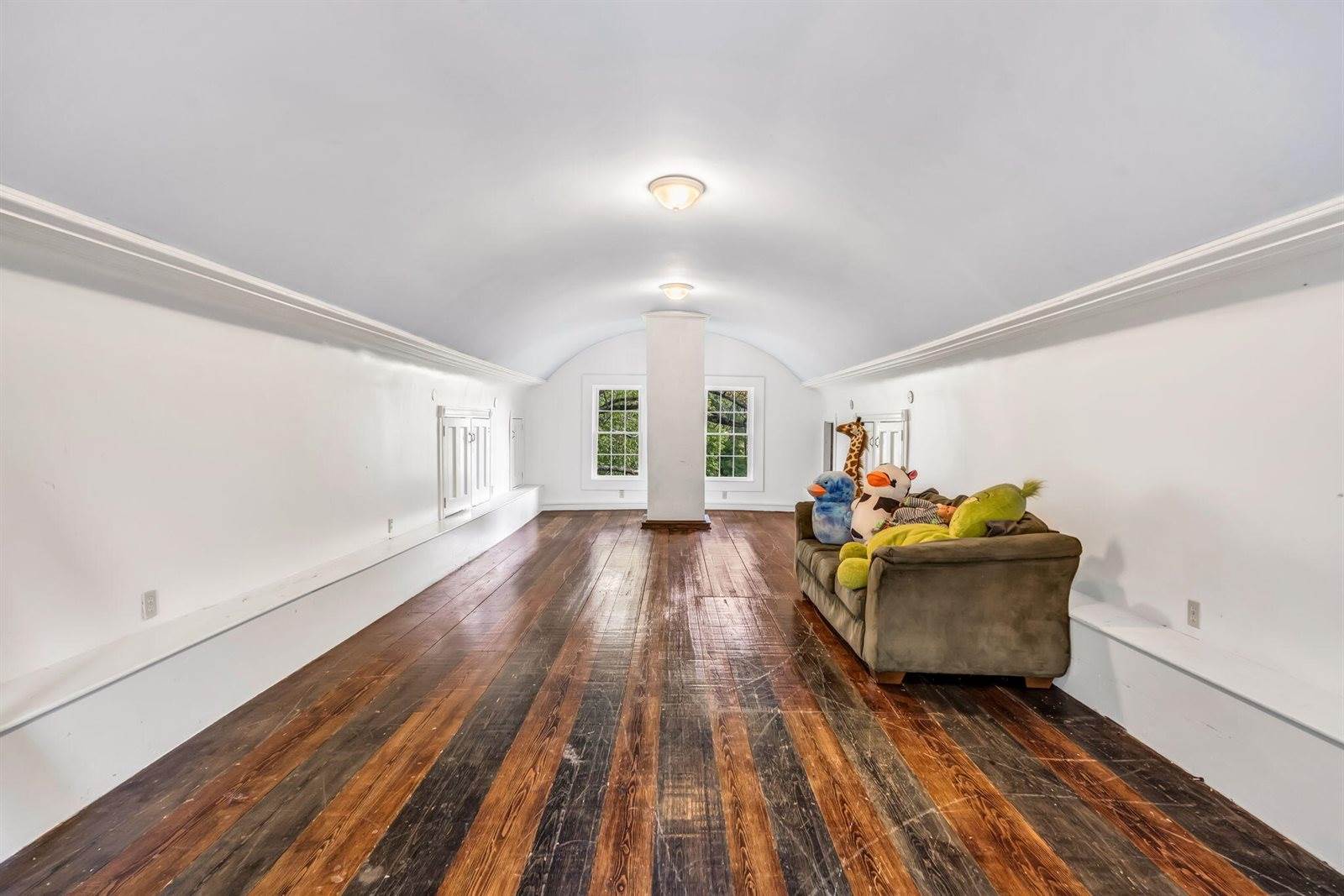 156 Old Bangor Road, Newport, ME 04953