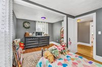 156 Old Bangor Road, Newport, ME 04953