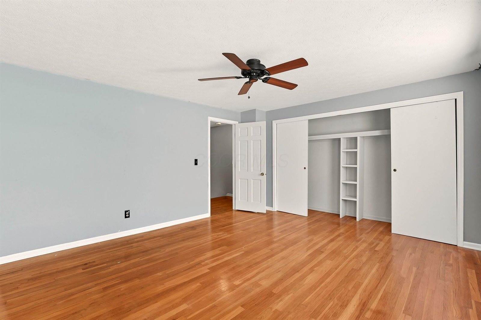 5366 Yorkshire Village Lane, Columbus, OH 43232