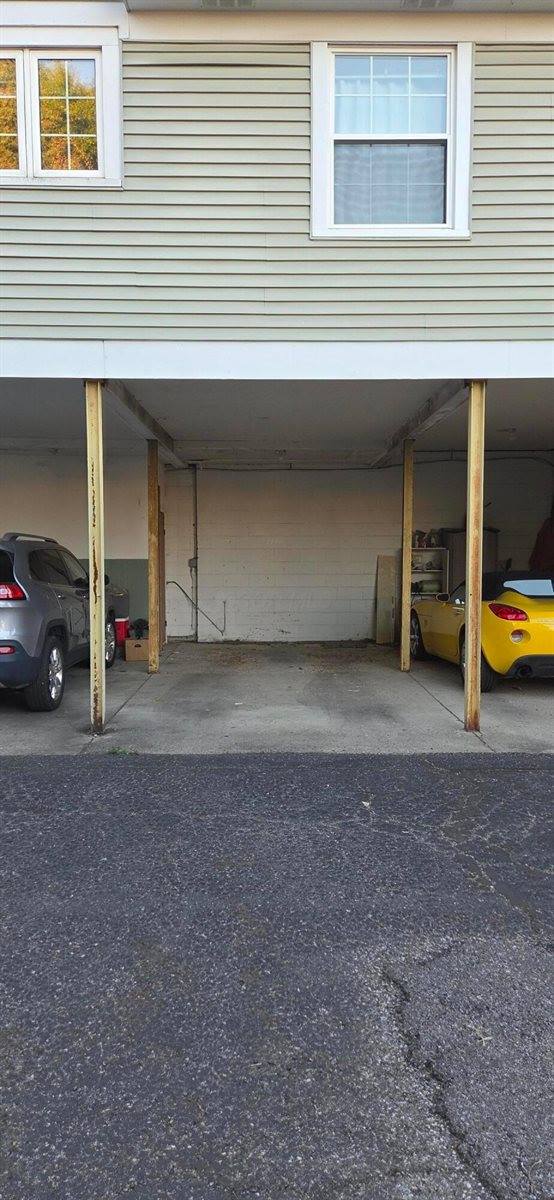 5366 Yorkshire Village Lane, Columbus, OH 43232