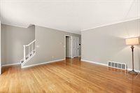 5366 Yorkshire Village Lane, Columbus, OH 43232