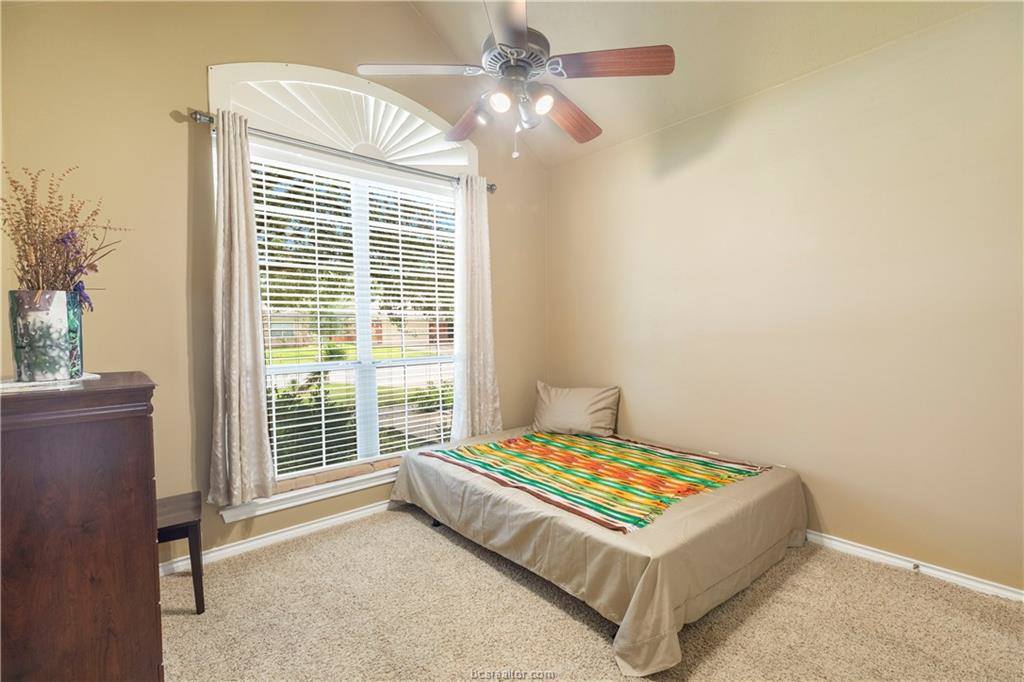 709 Aster Drive, College Station, TX 77845