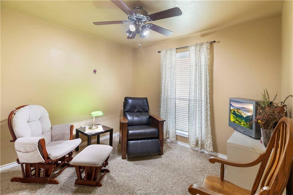 709 Aster Drive, College Station, TX 77845