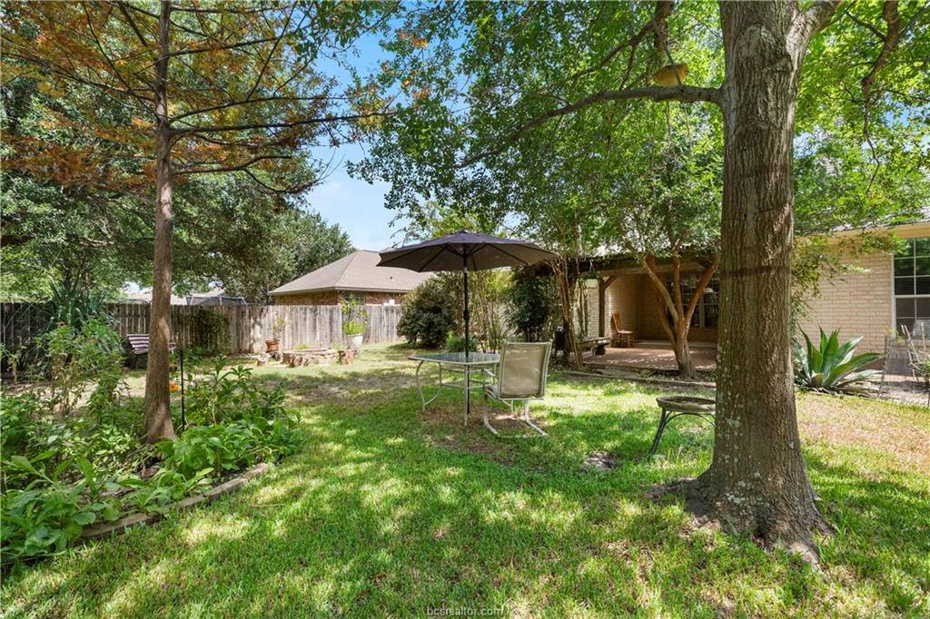 709 Aster Drive, College Station, TX 77845