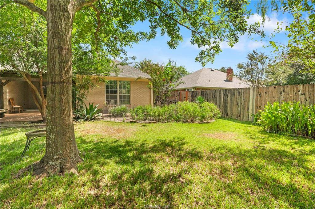 709 Aster Drive, College Station, TX 77845