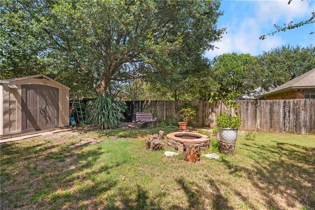 709 Aster Drive, College Station, TX 77845
