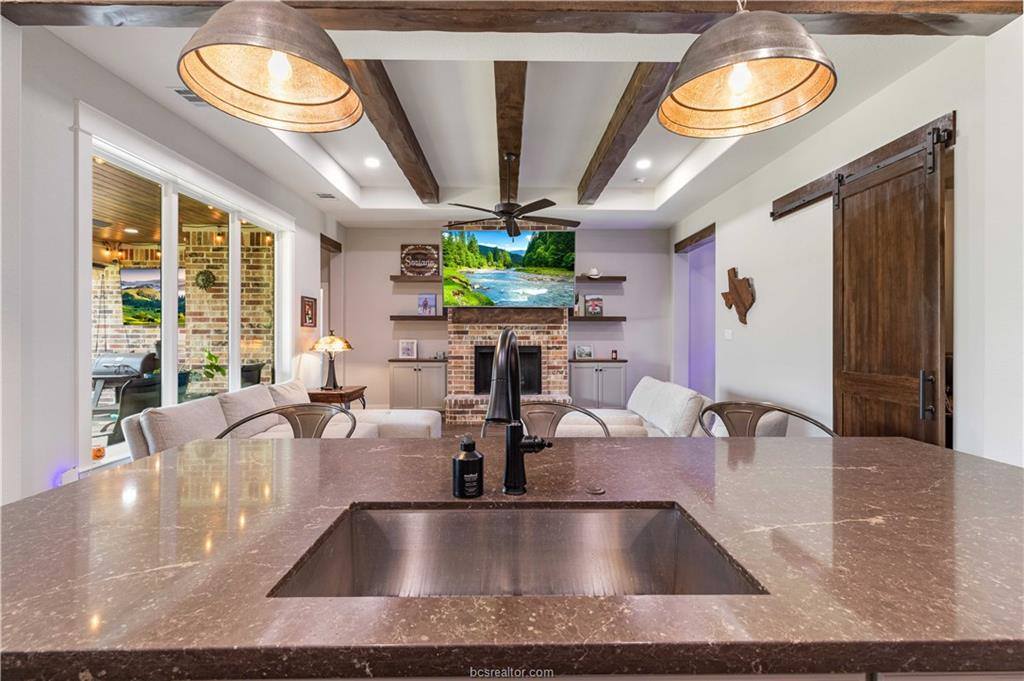 3033 Teller Drive, Bryan, TX 77808