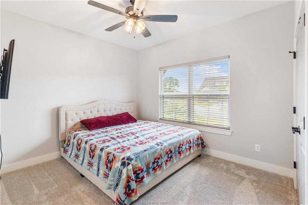 3033 Teller Drive, Bryan, TX 77808