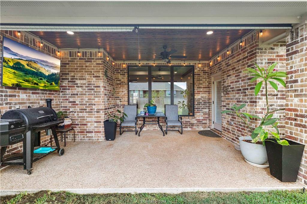 3033 Teller Drive, Bryan, TX 77808