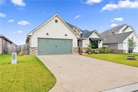 3033 Teller Drive, Bryan, TX 77808