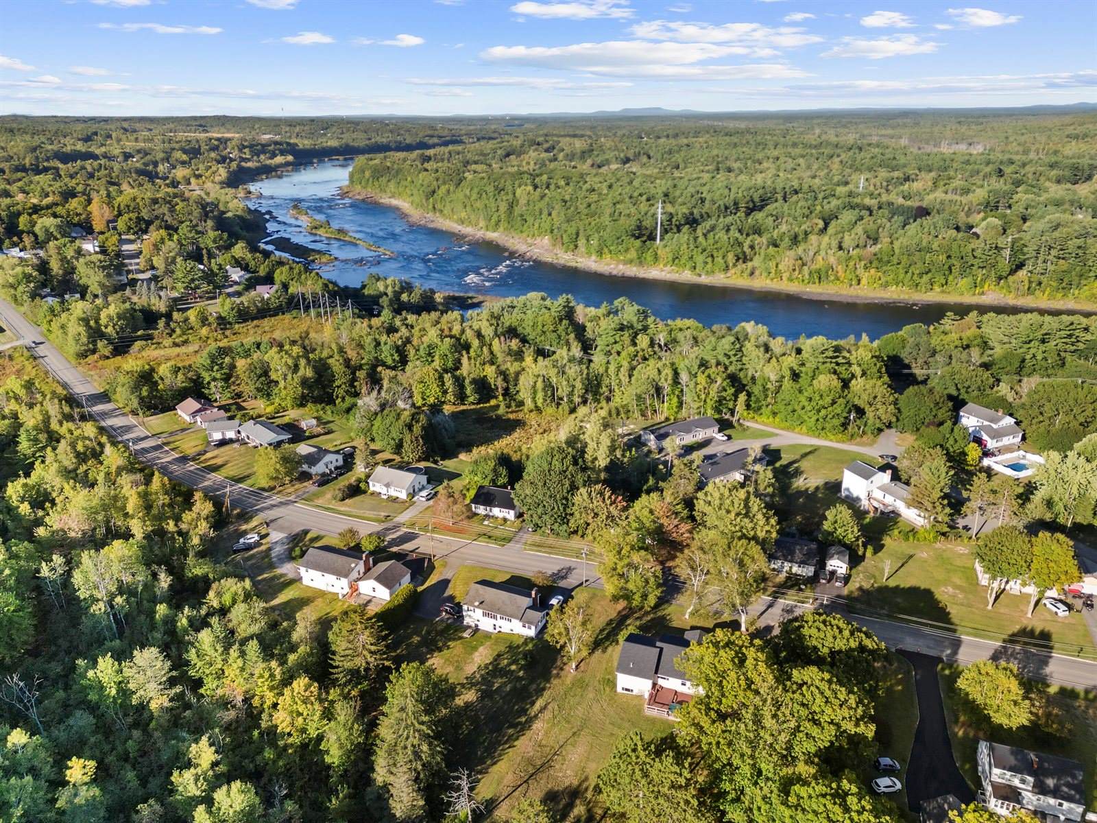 29 Thompson Road, Veazie, ME 04401