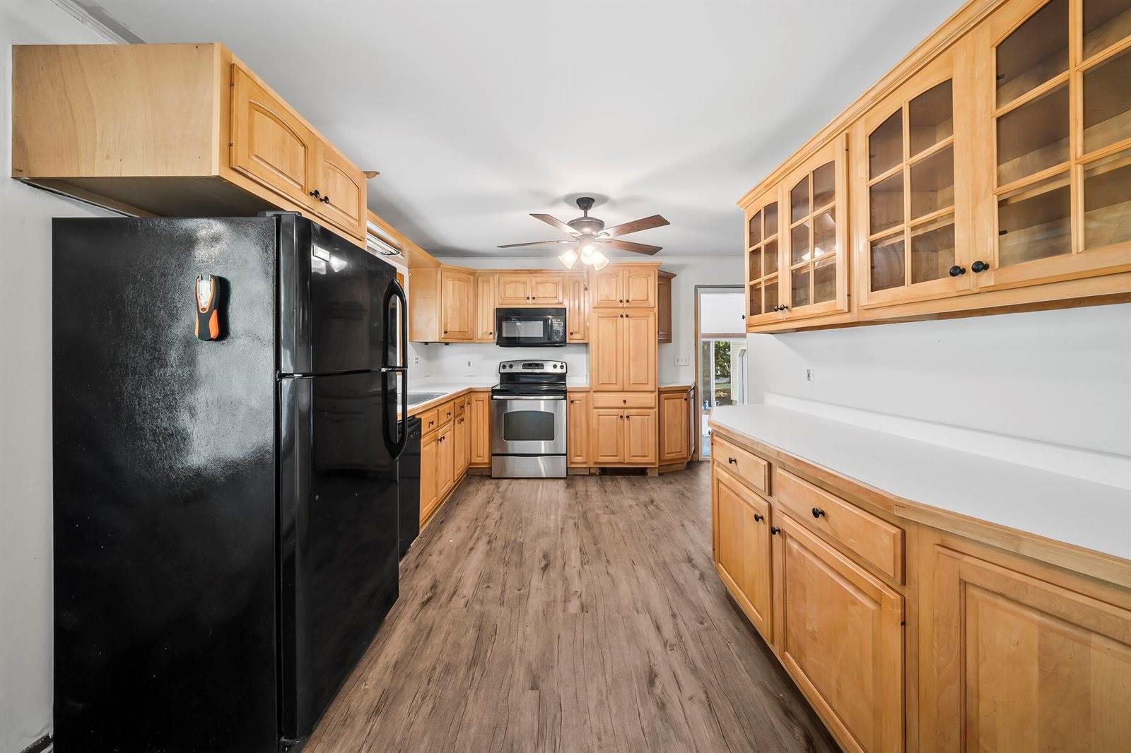 29 Thompson Road, Veazie, ME 04401