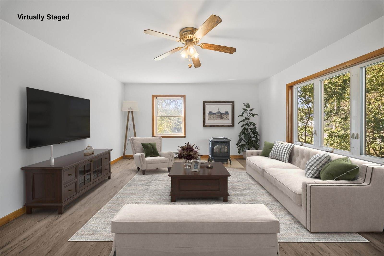 29 Thompson Road, Veazie, ME 04401