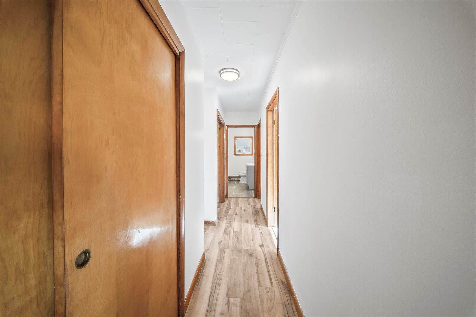 29 Thompson Road, Veazie, ME 04401