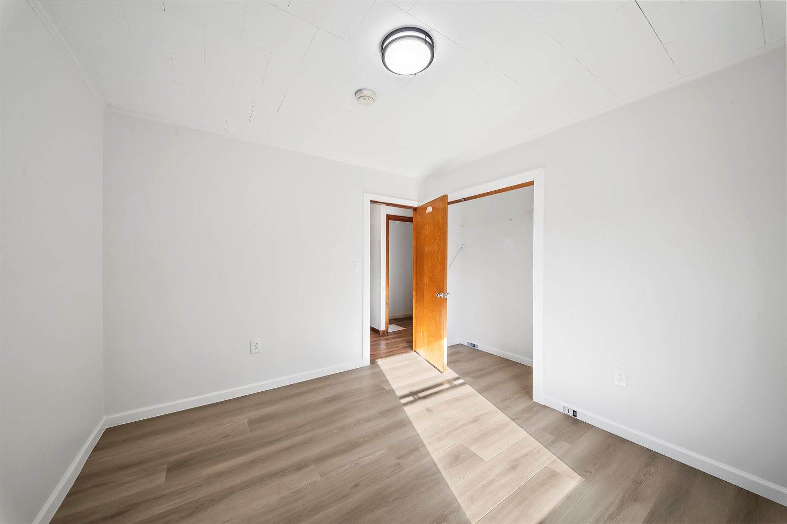 29 Thompson Road, Veazie, ME 04401