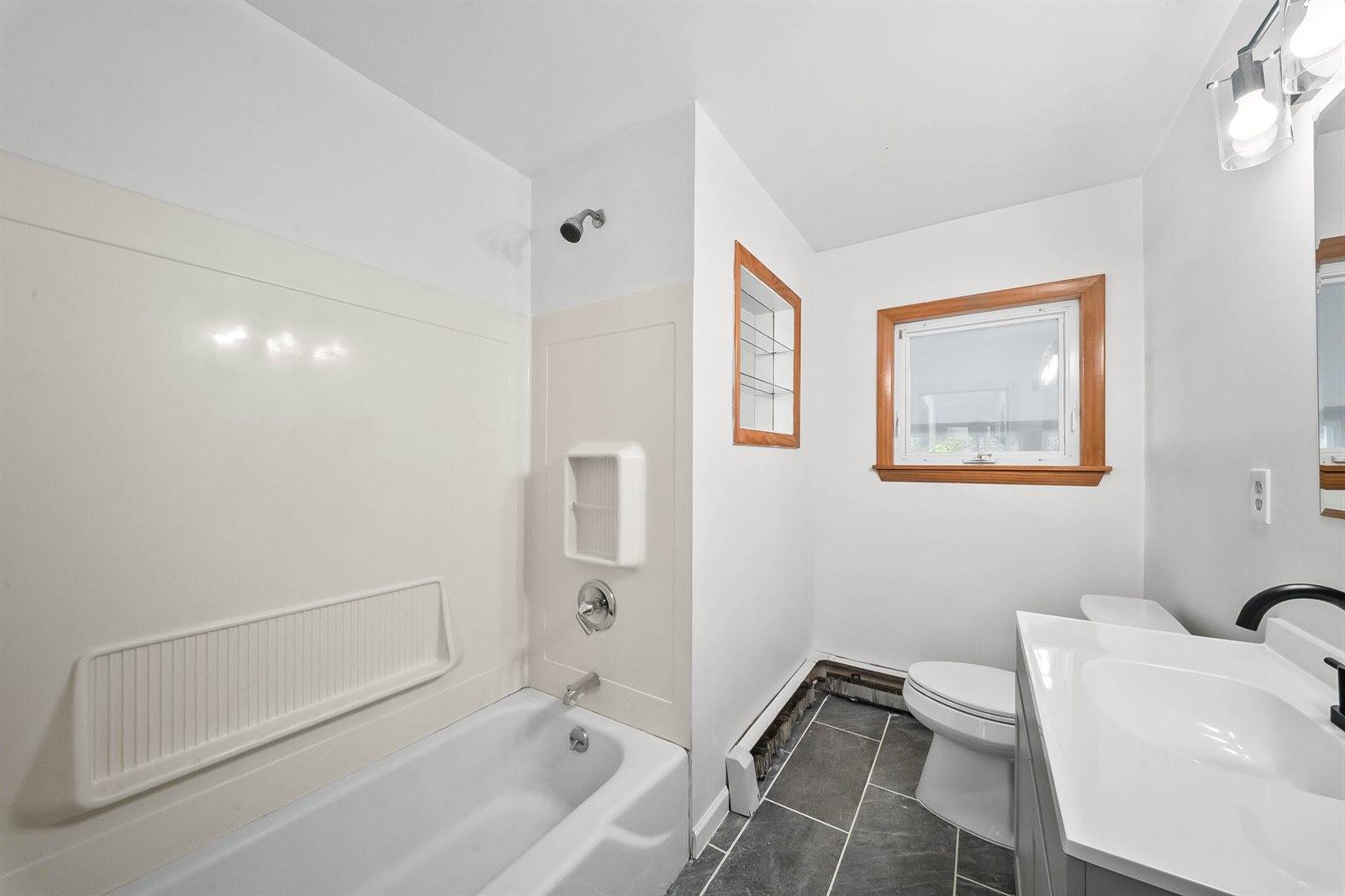 29 Thompson Road, Veazie, ME 04401