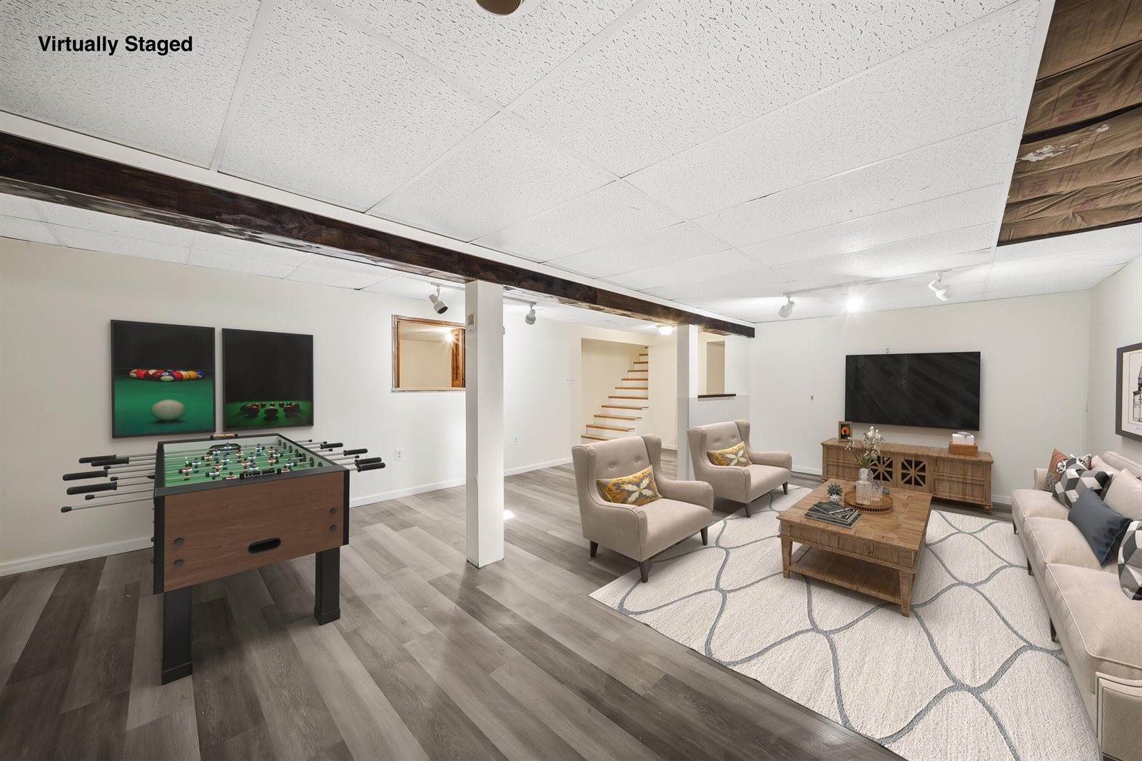 29 Thompson Road, Veazie, ME 04401