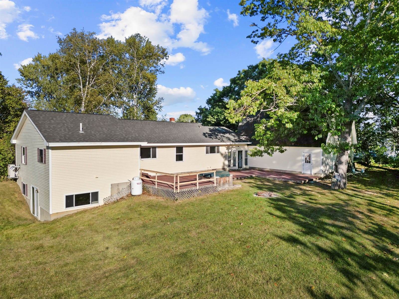 29 Thompson Road, Veazie, ME 04401