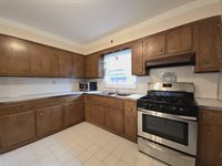 1000 Avenue C, Bayonne, NJ 07002