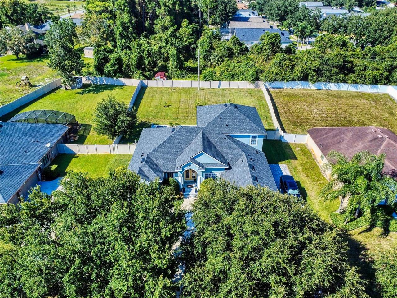 253 Glen Abbey Lane, Debary, FL 32713