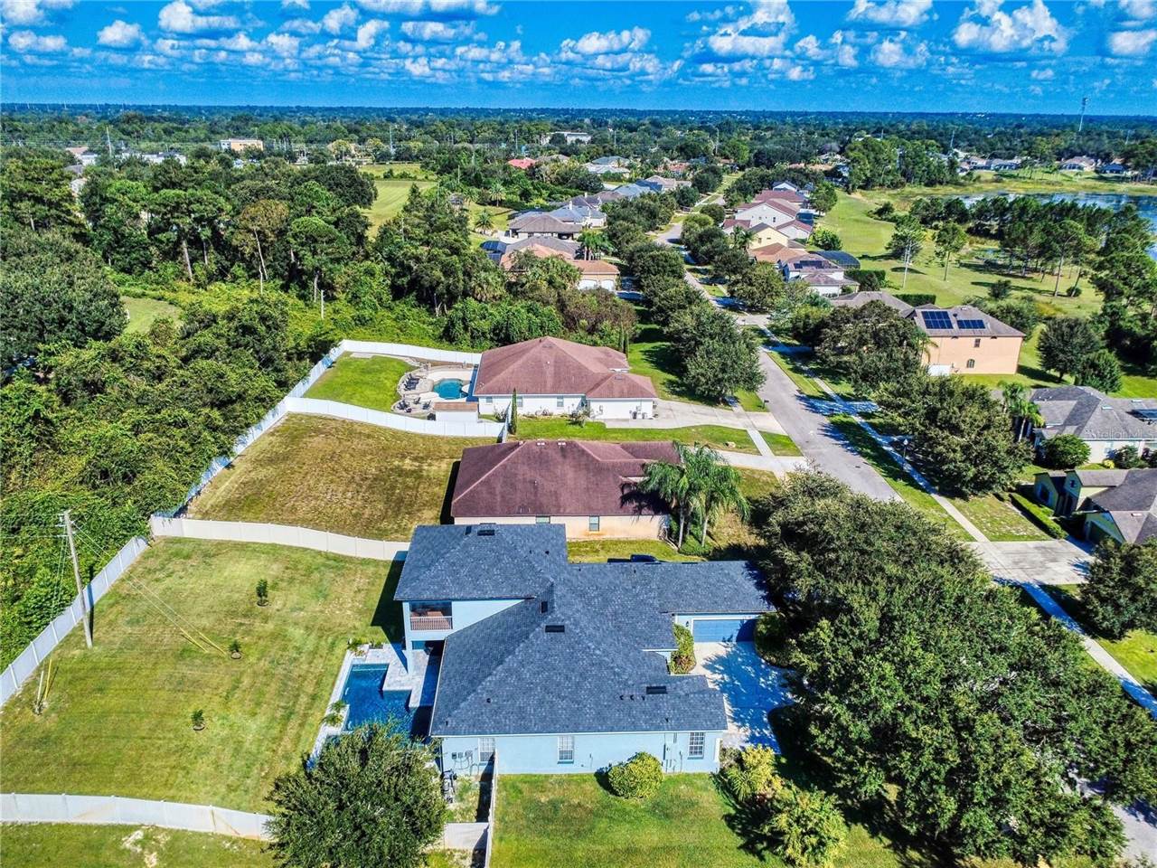 253 Glen Abbey Lane, Debary, FL 32713