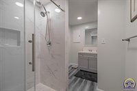 2337 SE Adams St, Topeka, KS 66605