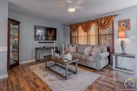 2337 SE Adams St, Topeka, KS 66605