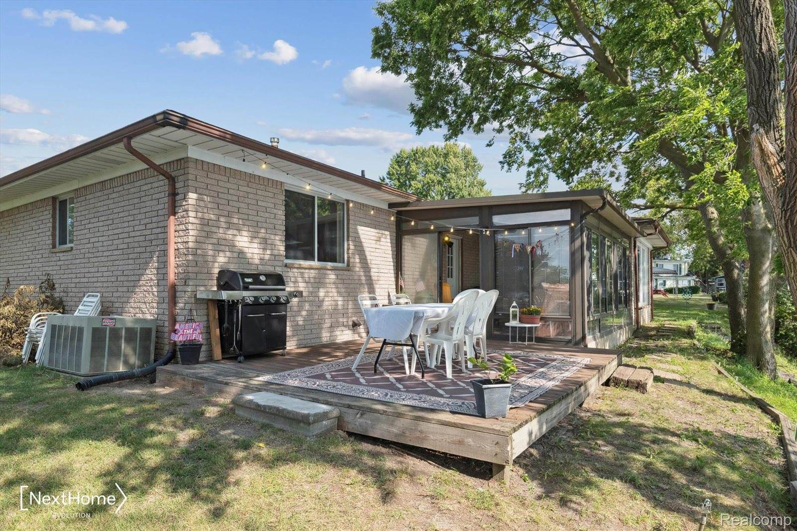 99 Potter Drive, BellevilleCity_Wayne, MI 48111