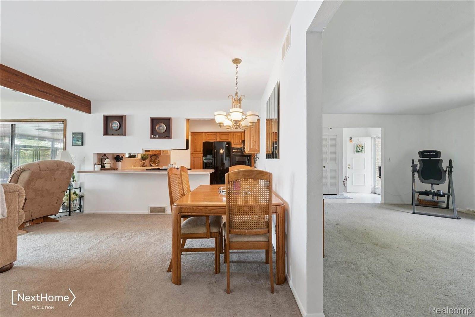 99 Potter Drive, BellevilleCity_Wayne, MI 48111