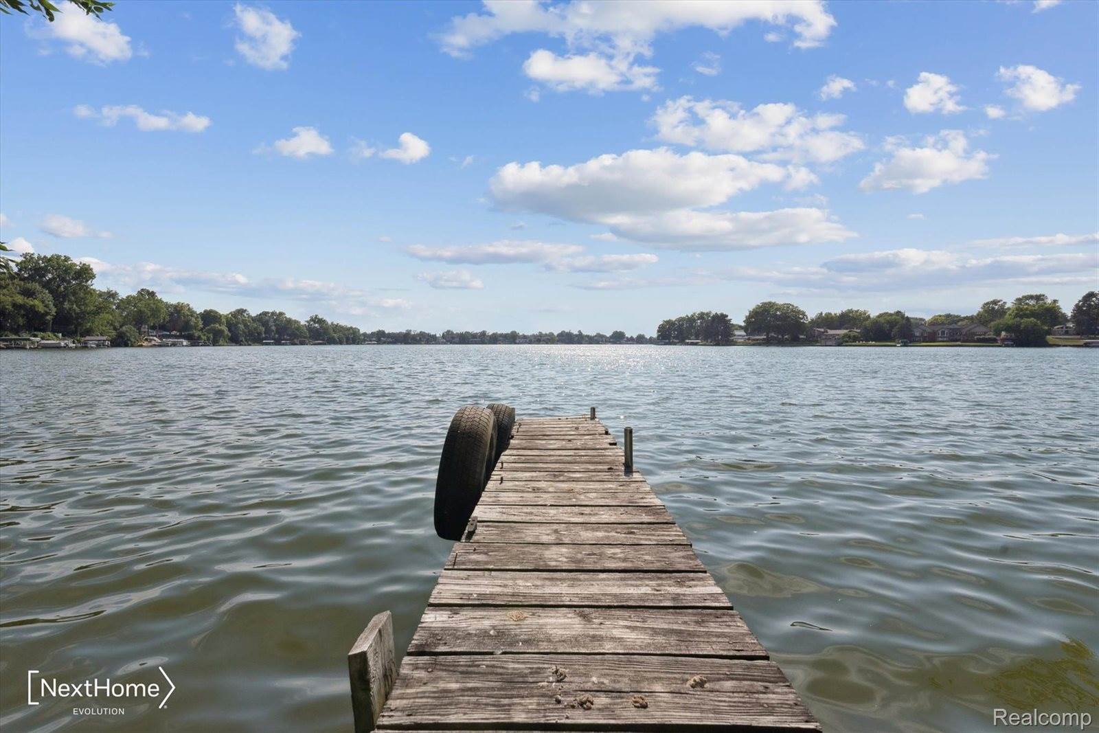 99 Potter Drive, BellevilleCity_Wayne, MI 48111