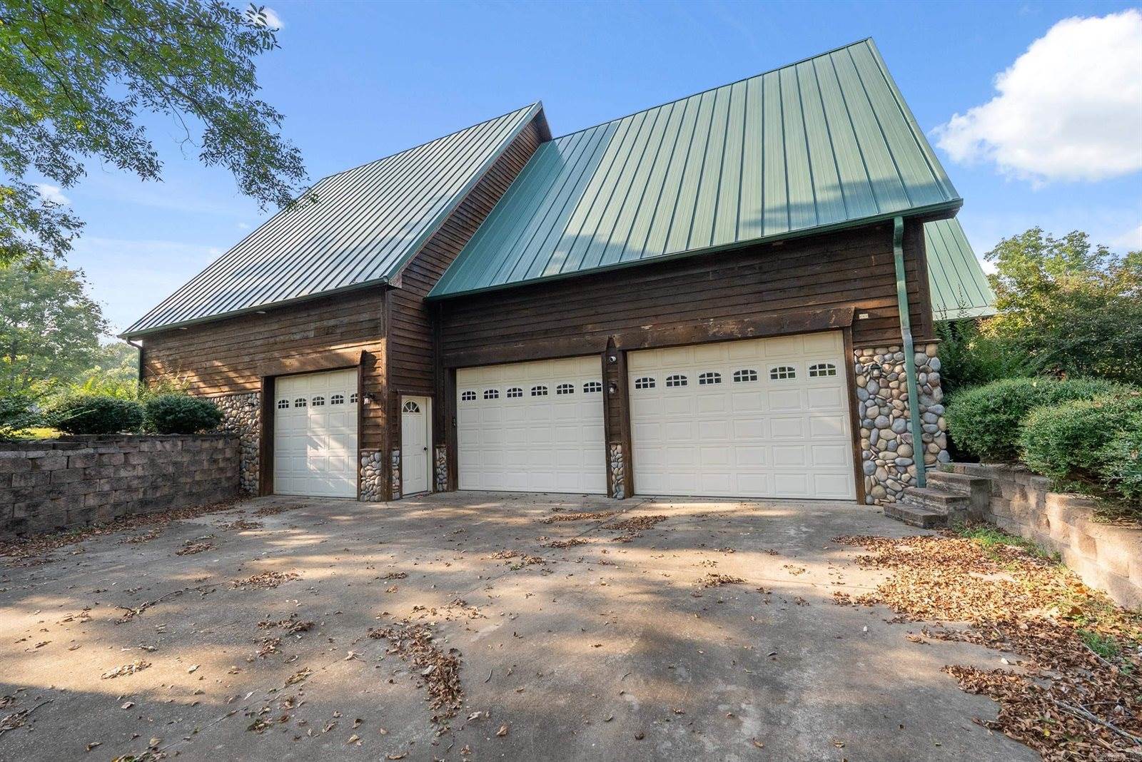 100 Plantation Ln, Batesville, AR 72501