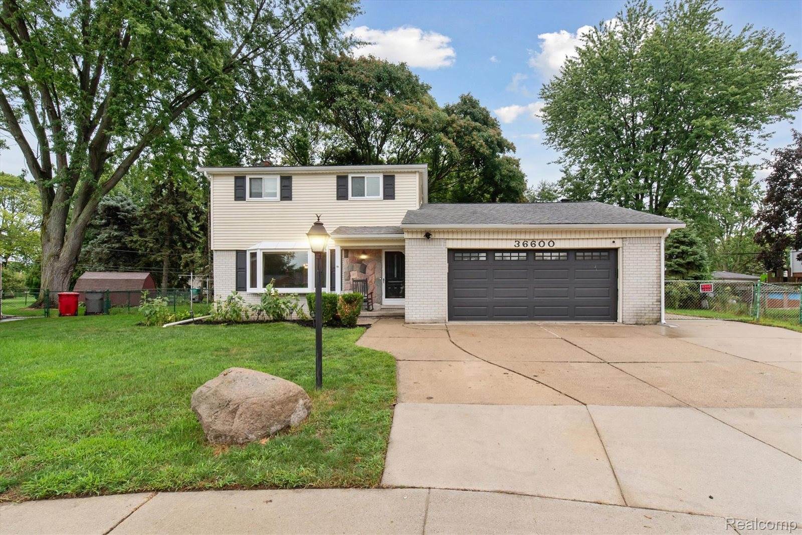 36600 Tessens Drive, ClintonCharterTownship_Macomb, MI 48035