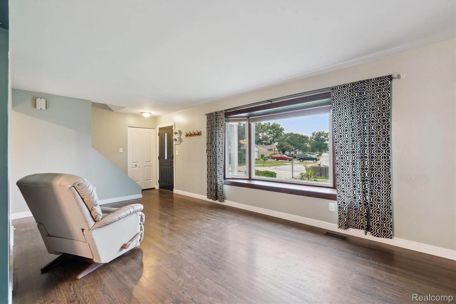 36600 Tessens Drive, ClintonCharterTownship_Macomb, MI 48035