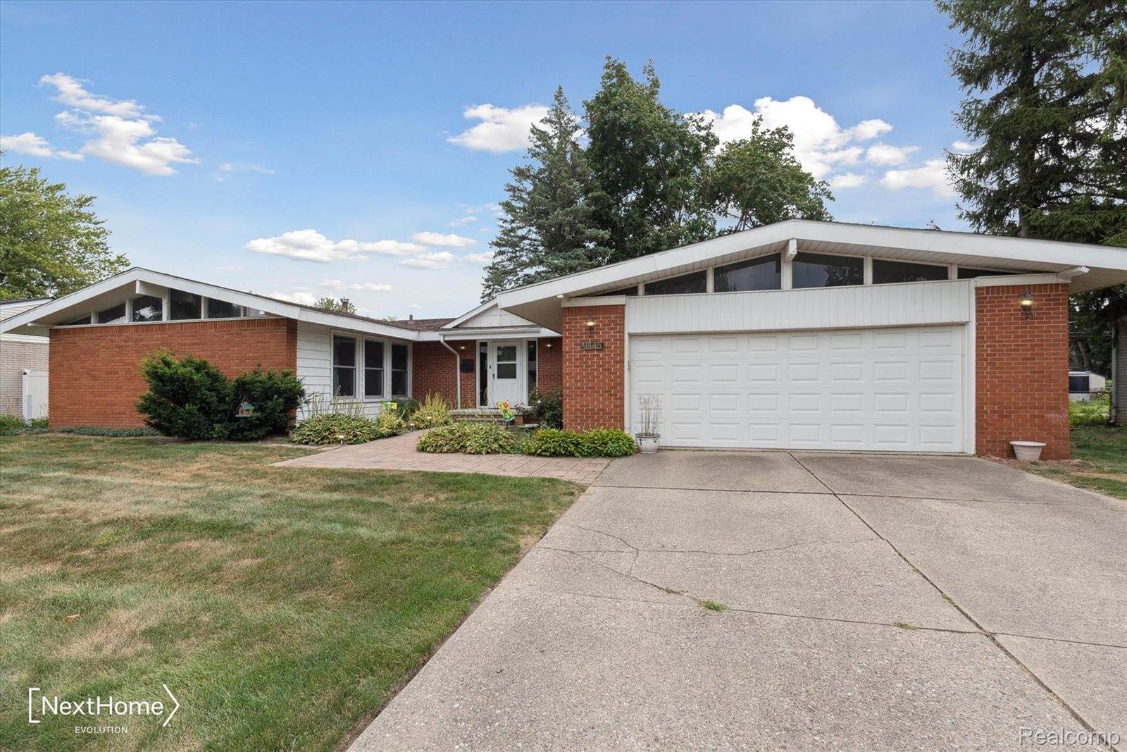 9445 Washington Street, RomulusCity_Wayne, MI 48174