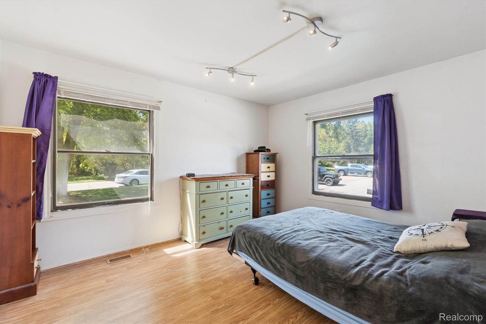 8346 Lakeview Drive, SuperiorCharterTownship_Washtenaw, MI 48198