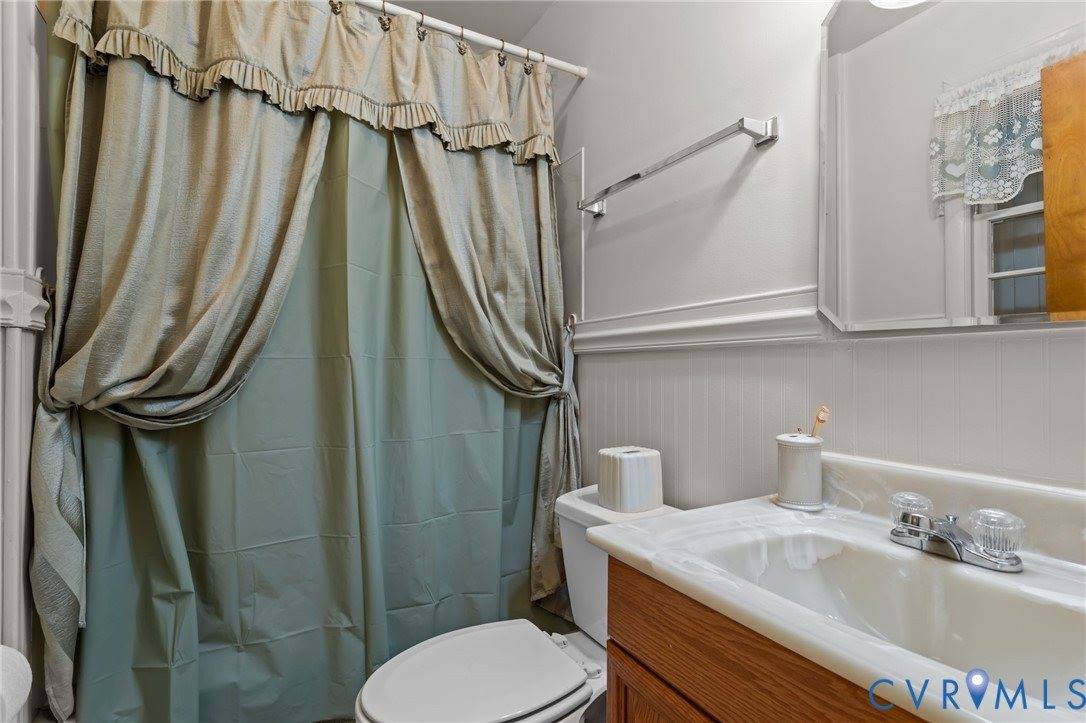 1635 Forest Glen Road, Henrico County, VA 23228