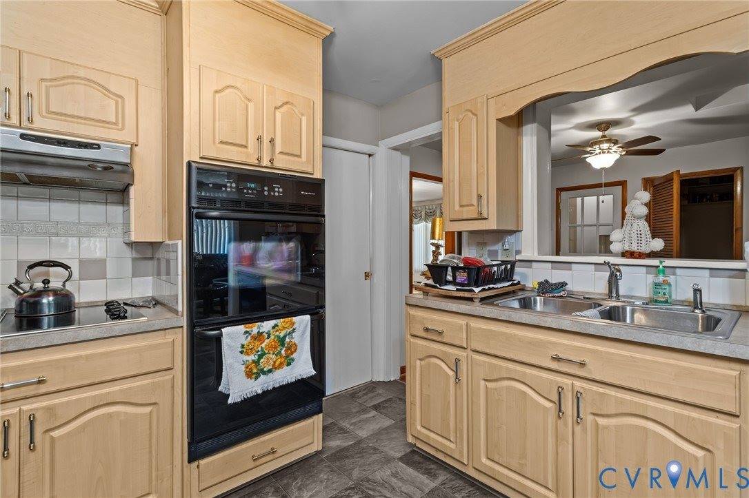 1635 Forest Glen Road, Henrico County, VA 23228