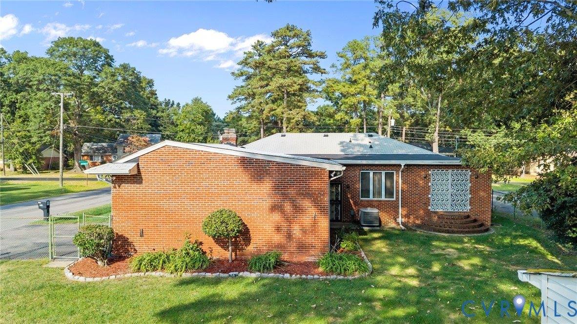 1635 Forest Glen Road, Henrico County, VA 23228