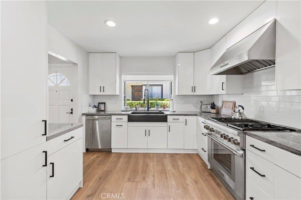 5602 Las Virgenes Road, Calabasas, CA 91302